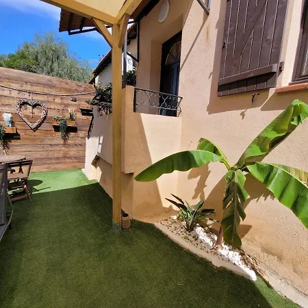 Avec Jardin Privatif Et Appartement
